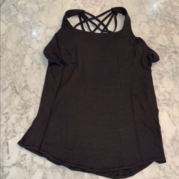 LULULEMON ATHLETICA FREE TO BE WILD BRA TANK 4 - Picture 1 of 7